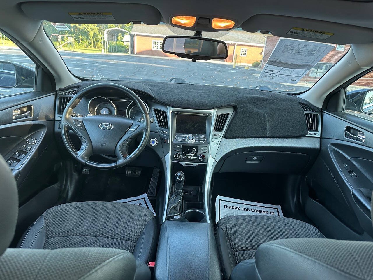Used 2013 Hyundai Sonata SE w/ Navigation & Sunroof Pkg FWD image 12