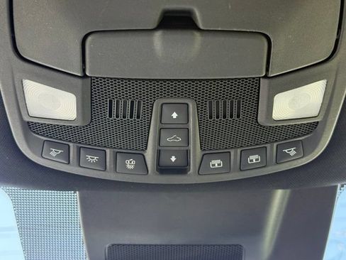Used 2019 Ford Expedition Limited w/ Equipment Group 303A AWD/4WD image 34