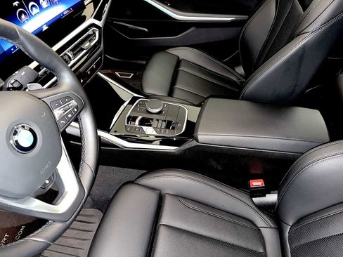 Certified 2023 BMW 330i xDrive 330i xDrive w/ Driving Assistance Package image 19