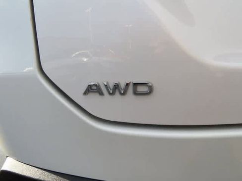 Certified 2023 Honda Pilot LX image 8