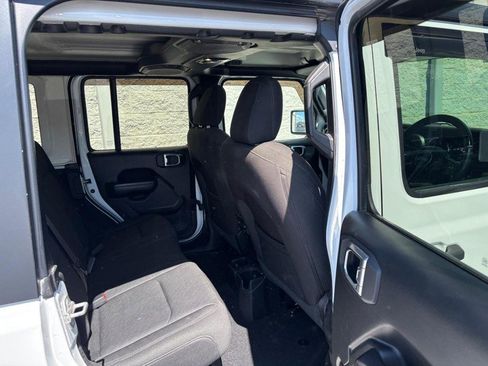 Used 2021 Jeep Wrangler Unlimited Sport w/ Cold Weather Group AWD/4WD image 12