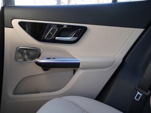 New 2026 Mercedes-Benz GLC 300 4MATIC image 43