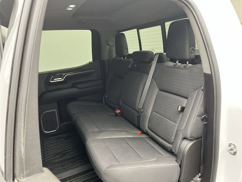 Certified 2022 GMC Sierra 1500 Elevation w/ Preferred Package image 12