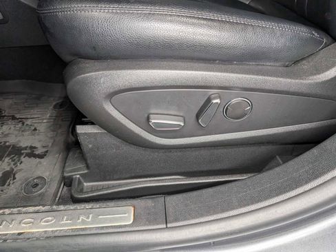 Certified 2023 Lincoln Nautilus AWD w/ Premium Package image 36