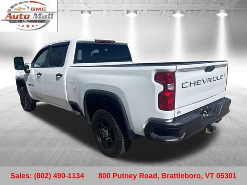 Used 2022 Chevrolet Silverado 2500 Custom w/ Custom Convenience Package AWD/4WD image 3