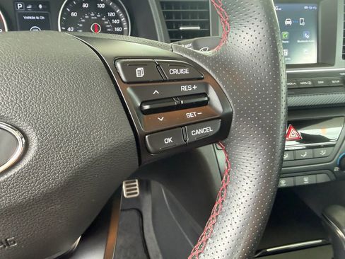 Used 2018 Hyundai Elantra Sport image 17