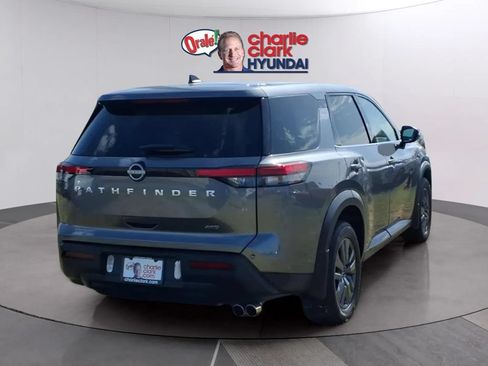 Used 2024 Nissan Pathfinder S AWD/4WD image 6