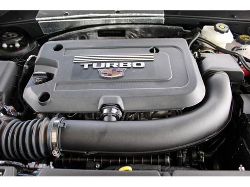 New 2024 Cadillac XT4 Luxury w/ Cold Weather Package image 23