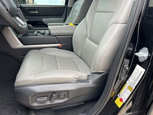 Used 2024 Toyota Tundra Limited image 12