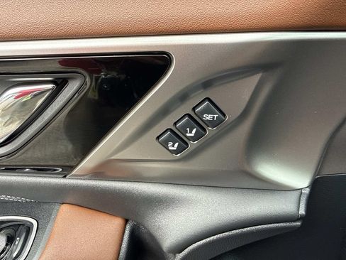 Used 2022 Subaru Outback Touring AWD/4WD image 23