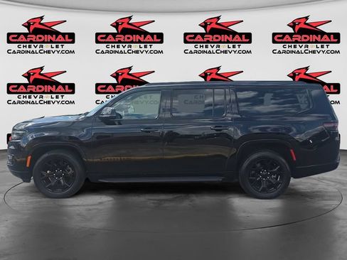 Used 2024 Jeep Wagoneer L Series II AWD/4WD image 6