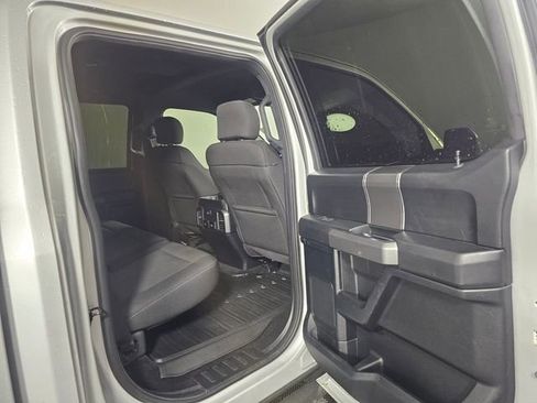 Used 2017 Ford F150 XLT w/ Equipment Group 302A Luxury image 15