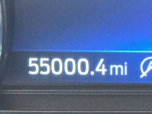 Used 2023 Ford Explorer Limited image 30