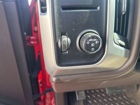 Used 2017 GMC Sierra 1500 SLE w/ SLE Value Package image 19