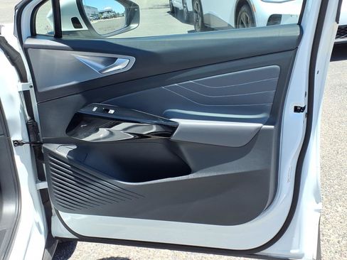 Used 2023 Volkswagen ID.4 S RWD image 15