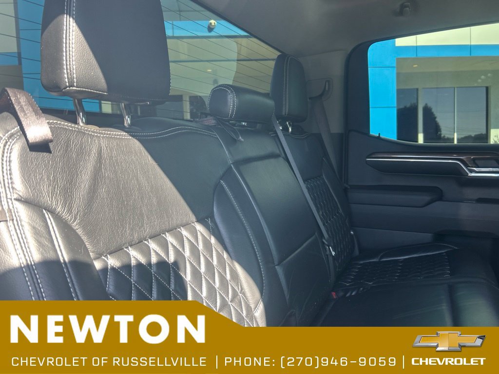 Used 2022 Chevrolet Silverado 1500 RST AWD/4WD image 26