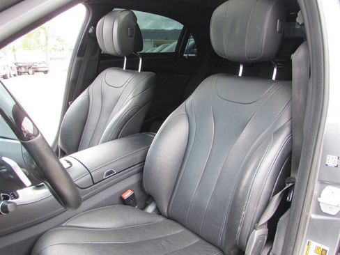 Used 2016 Mercedes-Benz S 550 Sedan image 14