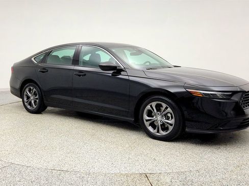 Used 2023 Honda Accord EX image 3
