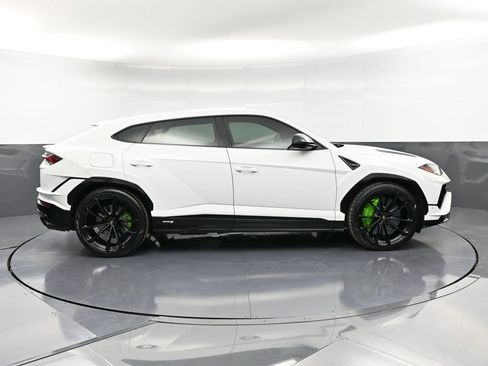 Used 2024 Lamborghini Urus S image 9
