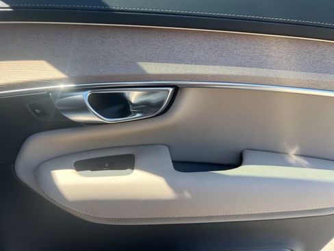 New 2026 Volvo XC90 B5 Core AWD/4WD image 31