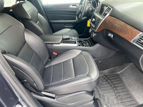 Used 2014 Mercedes-Benz ML 350 4MATIC image 7