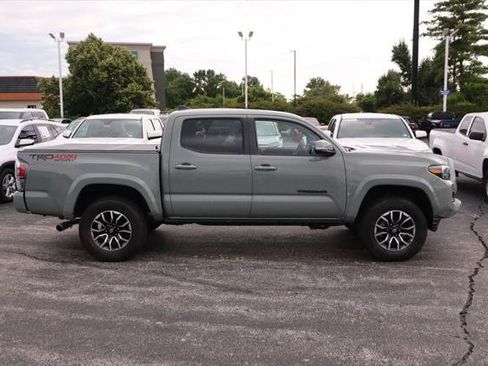 Certified 2023 Toyota Tacoma TRD Sport w/ TRD Premium Sport Package AWD/4WD image 5