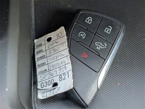 New 2025 GMC Sierra 2500 Denali w/ Denali Reserve Package image 34