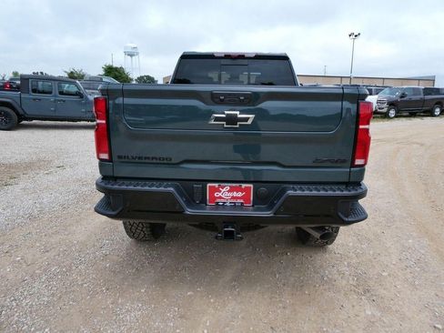 New 2026 Chevrolet Silverado 2500 ZR2 w/ LPO, Dark Essentials Package AWD/4WD image 5