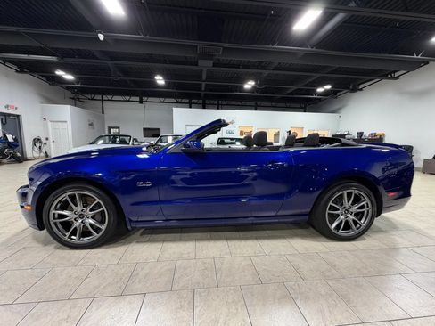 Used 2013 Ford Mustang GT w/ Brembo Brake Pkg RWD image 25
