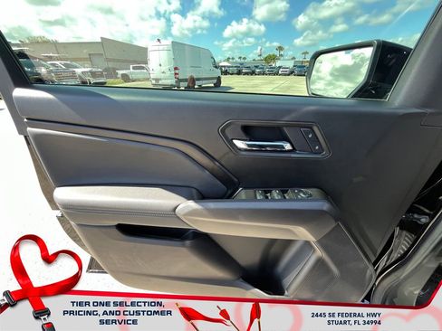 Used 2025 GMC Canyon Elevation w/ Convenience Package image 23