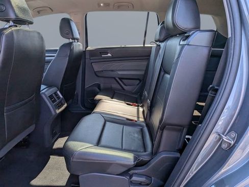 Used 2023 Volkswagen Atlas SE FWD image 13