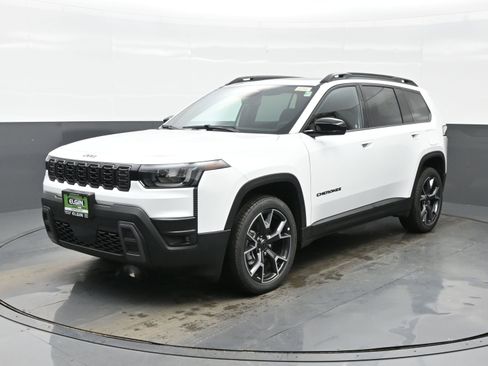 New 2026 Jeep Cherokee Overland image 2