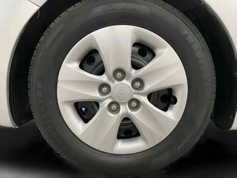 Used 2015 Kia Forte LX FWD image 10