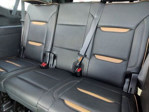 Used 2021 GMC Yukon XL AT4 w/ AT4 Premium Package image 31