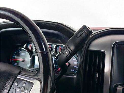 Used 2019 GMC Sierra 2500 SLE w/ SLE Preferred Package image 17