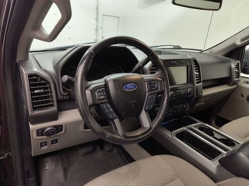 Used 2018 Ford F150 XLT w/ Equipment Group 302A Luxury image 4