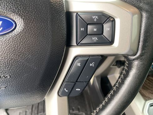 Used 2019 Ford F250 Lariat w/ Chrome Package image 42