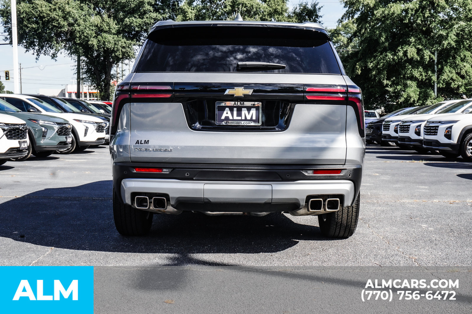 Used 2025 Chevrolet Traverse LT w/ LPO, Floor Liner Package FWD image 12