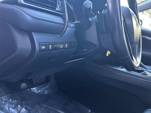 Used 2024 Toyota Camry SE image 18