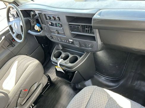 New 2025 GMC Savana 3500 w/ Power Convenience Package image 28