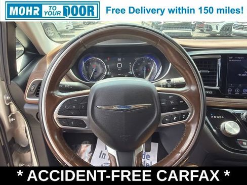Used 2019 Chrysler Pacifica Limited w/ Advanced Safetytec Group FWD image 21
