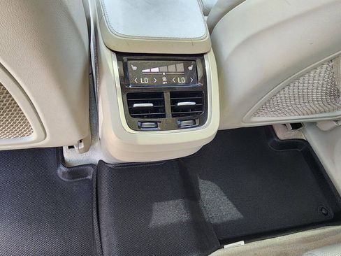 Used 2016 Volvo XC90 T6 Inscription AWD/4WD image 38