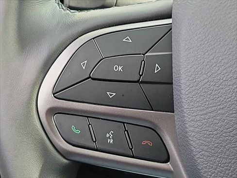 Used 2020 Jeep Cherokee Limited image 22