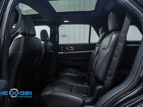 Used 2018 Ford Explorer Sport w/ Equipment Group 401A image 24
