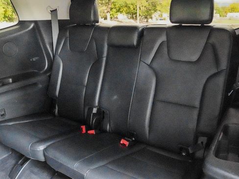 Used 2020 Kia Telluride S w/ S 8 Passenger Seating Package image 17