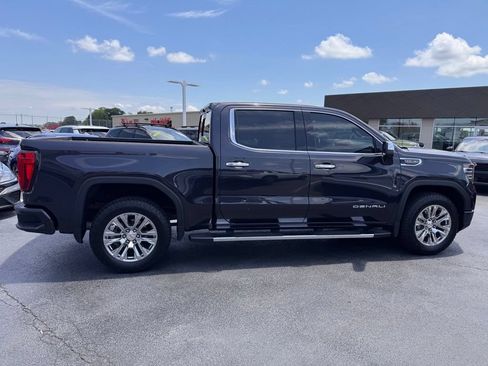 Used 2022 GMC Sierra 1500 Denali AWD/4WD image 6