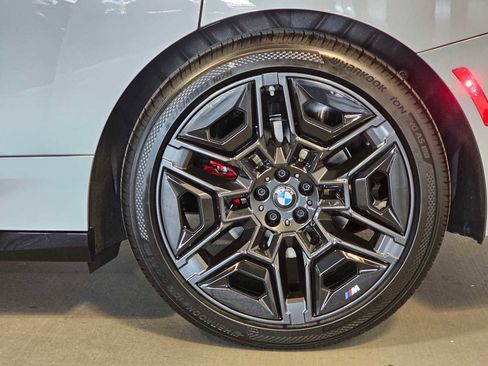 New 2026 BMW iX M70 image 8