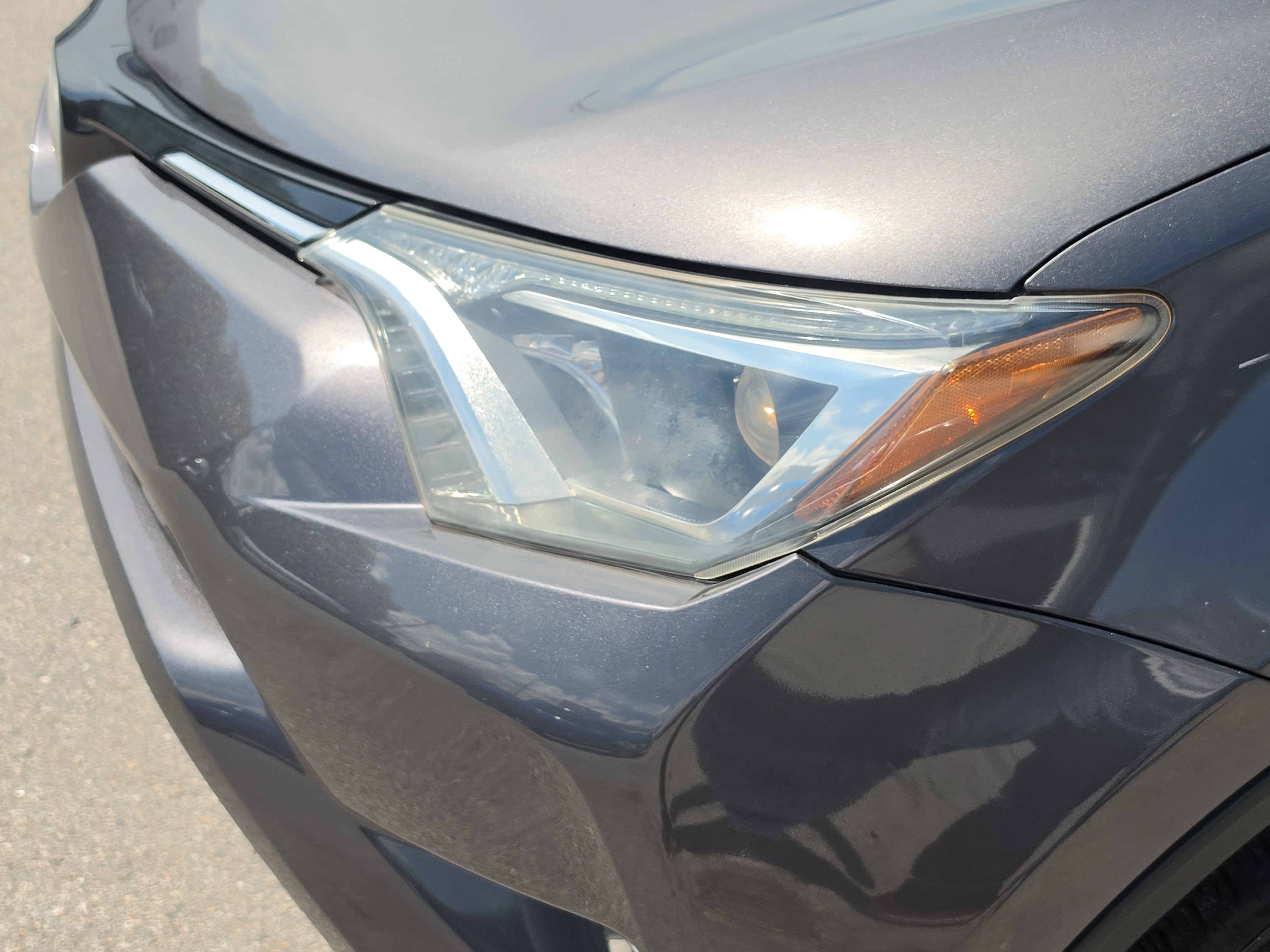 Used 2017 Toyota RAV4 XLE FWD image 24
