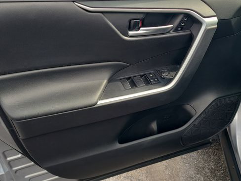 Certified 2021 Toyota RAV4 XLE Premium image 19