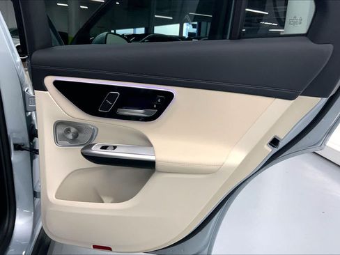 Certified 2023 Mercedes-Benz GLC 300 image 13
